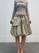 Load image into Gallery viewer, Puff skirt with pockets
