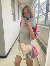 Load image into Gallery viewer, Valentines dress
