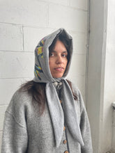 Load image into Gallery viewer, Star Hood
